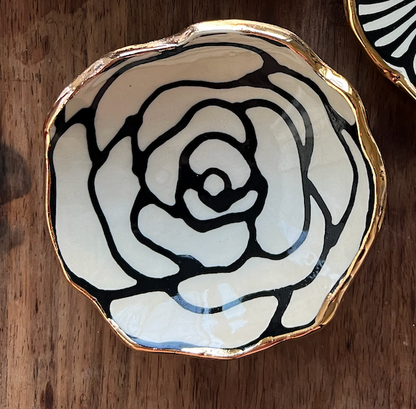 4" Flower-Shaped Dish - 22K Gold Accents
