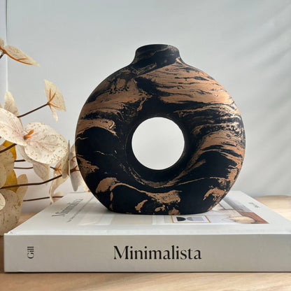 Donut Vase - Circular, Hollow