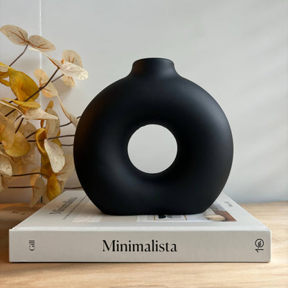 Donut Vase - Circular, Hollow