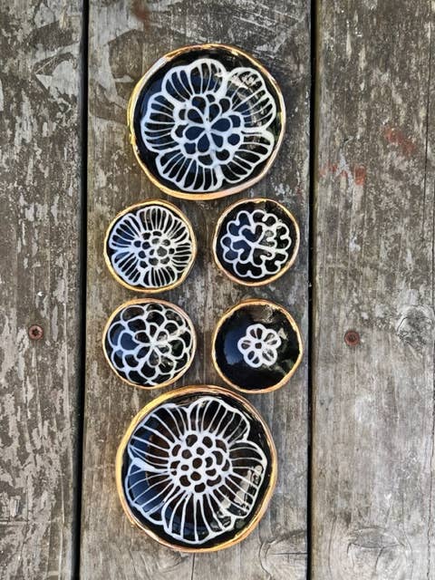 2" Gilded Noir Dish