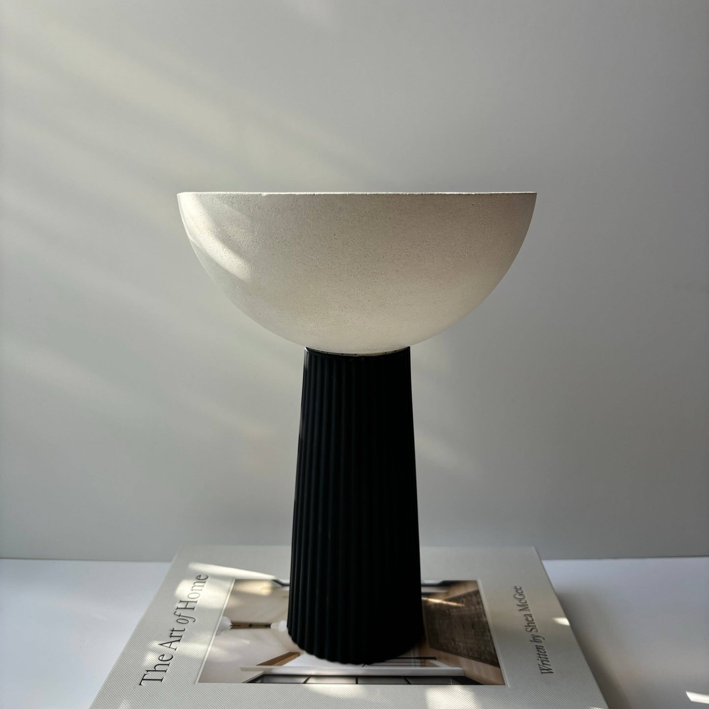 Leo - Concrete Pedestal Bowl